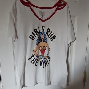 Women's White and Red Graphic Tee
